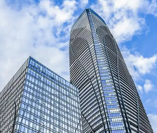 青岛阿尔法传媒航拍影像服务：企业宣传片拍摄技术方案解析